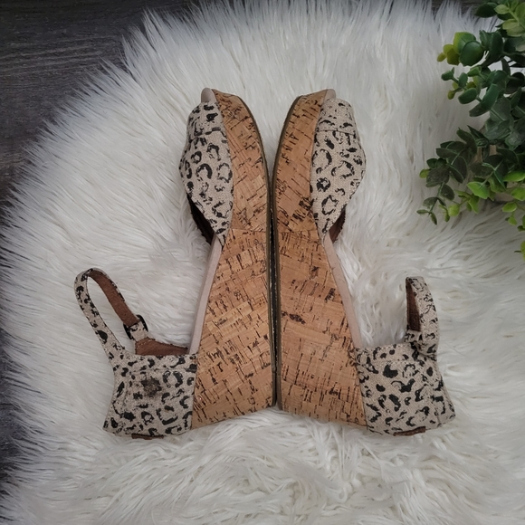 Leopard-Print Cork Platform Wedge size 10 - Picture 7 of 13